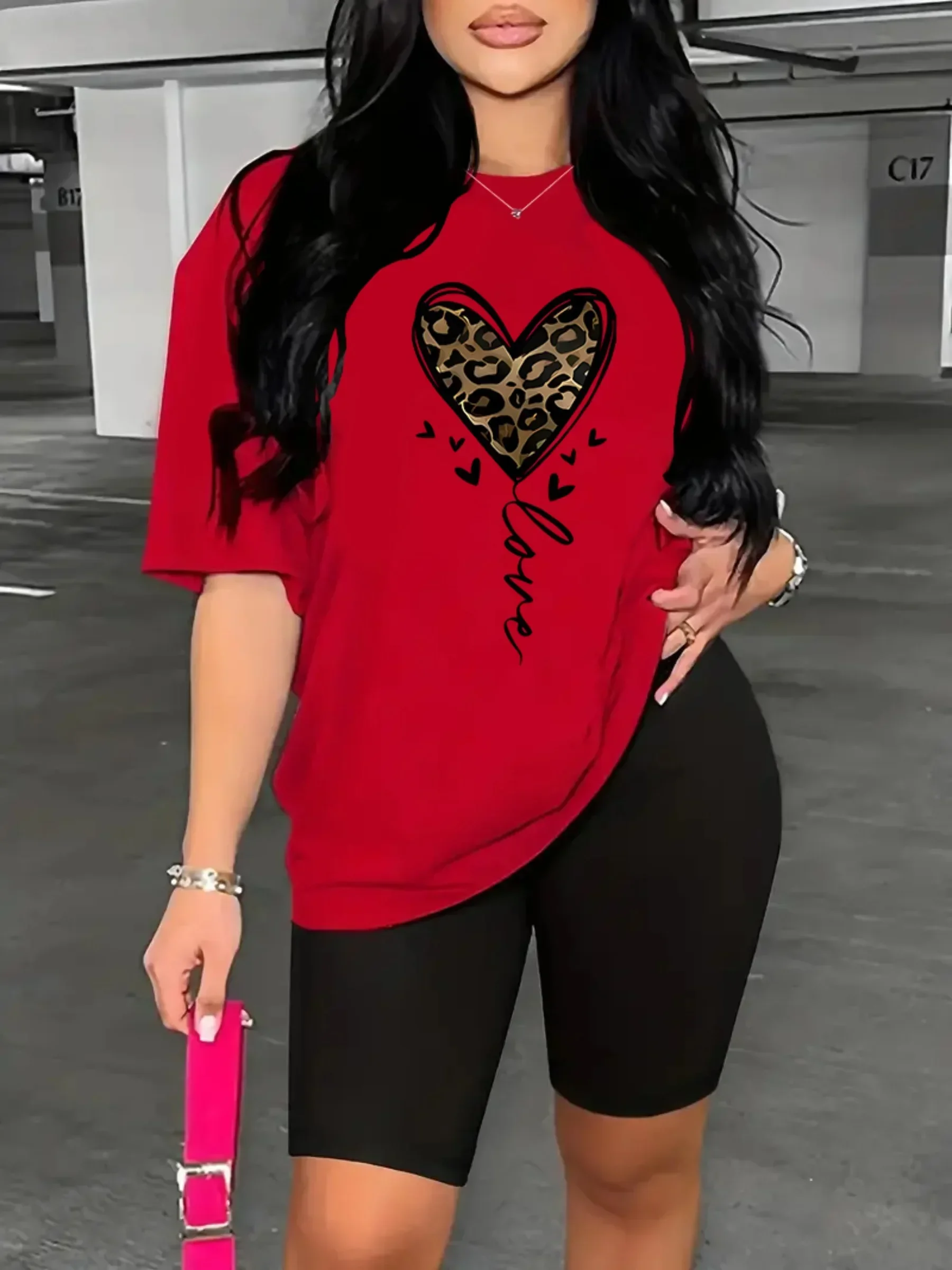 Women's short sleeves with interesting love prints Fashion Harajuku Kawaii T-shirt Women's Y2K Clothing
