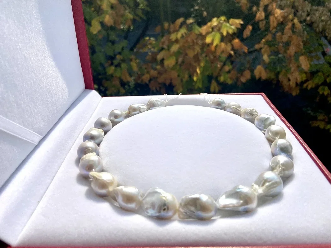 charming 15x21x25 Natural Sea Baroque Shaped Pearl Boutique Necklace Clavicle European And American Court Style Retro