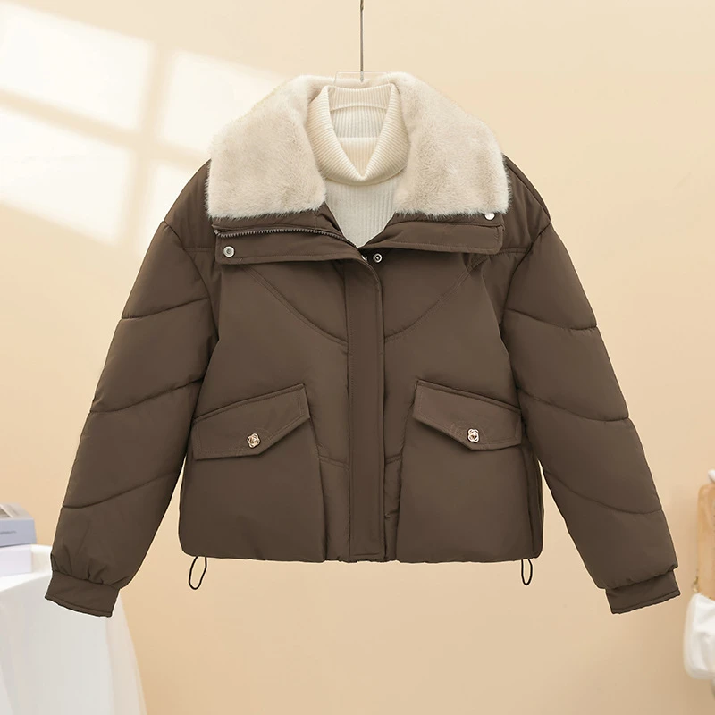 

Толстый теплый кукольный воротник, новинка 2025 года, короткая пуховая хлопковая стеганая куртка, женская осенне-зимняя модная свободная маленькая шуба, женское пальто