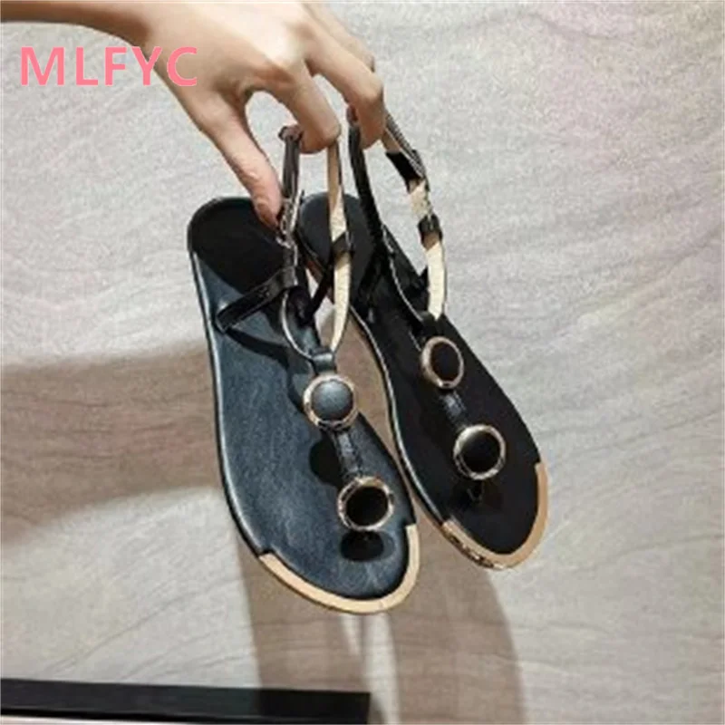 

New Summer Women's Fashion Casual Beach Pinch Toe Low Heel Sandals female Comfortable and Breathable Sandals