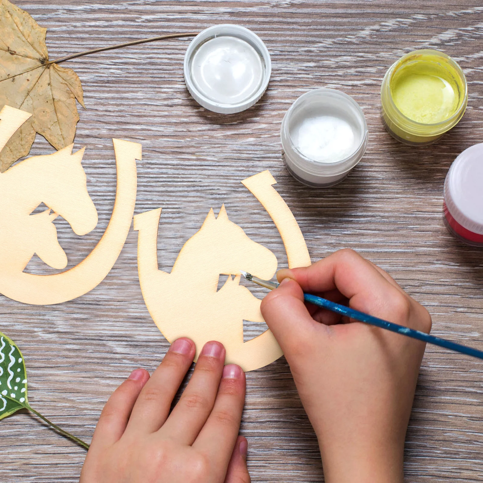 

48pcs DIY Pendant Horseshoe Cutouts Kids Painting Toy Wood Slices Children Graffiti Toys Unfinished Graffiti Craft