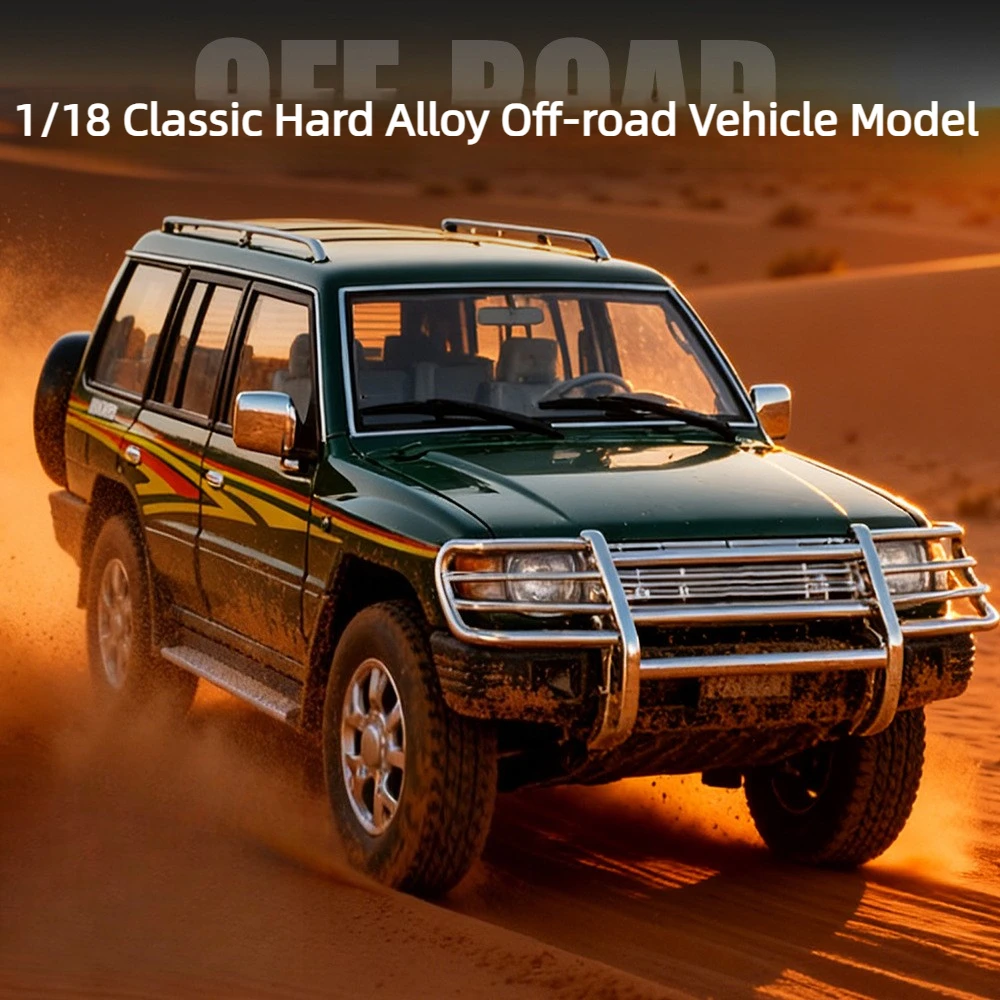 1:18 Pajero Alloy Car Model Echo Sound Light Large Scale Seiko Model Toy Gift Diecast Alloy Car Model Collectible