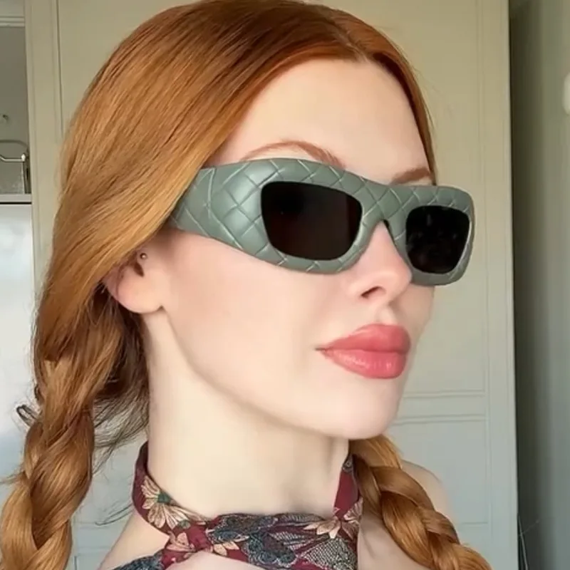 

Vintage Small Punk Rectangular Sunglasses Men Women 2025 Luxury Brand Intrecciato Sun Glasses For Ladies Funny Eyewear Shades