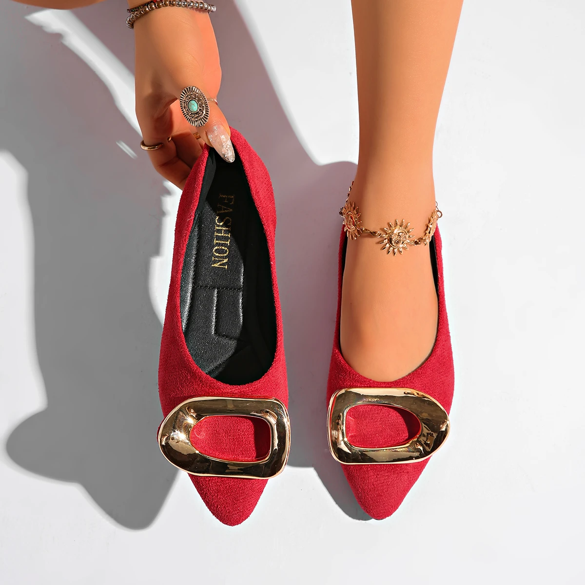 

Women Flats Metallic Buckle Slip-On Loafers Designer Luxury Ballet Shoes Women Soft Bottom Flats Sneakers Women Zapatos De Mujer