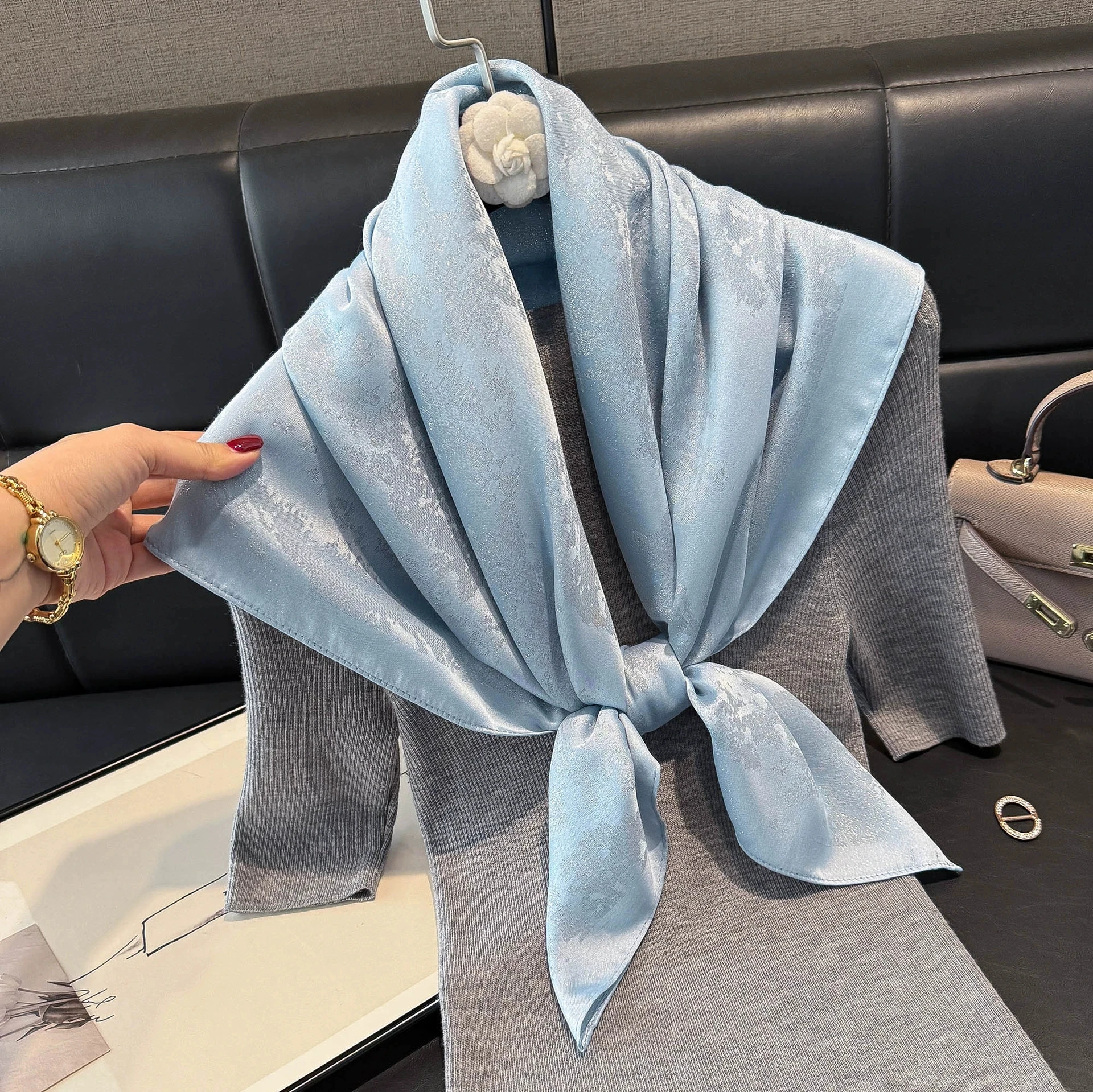 

90x90cm New Spring/Summer Imitation Silk Square Shawl Scarf Flower Handkerchief Scarf Women Bandana Headscarves
