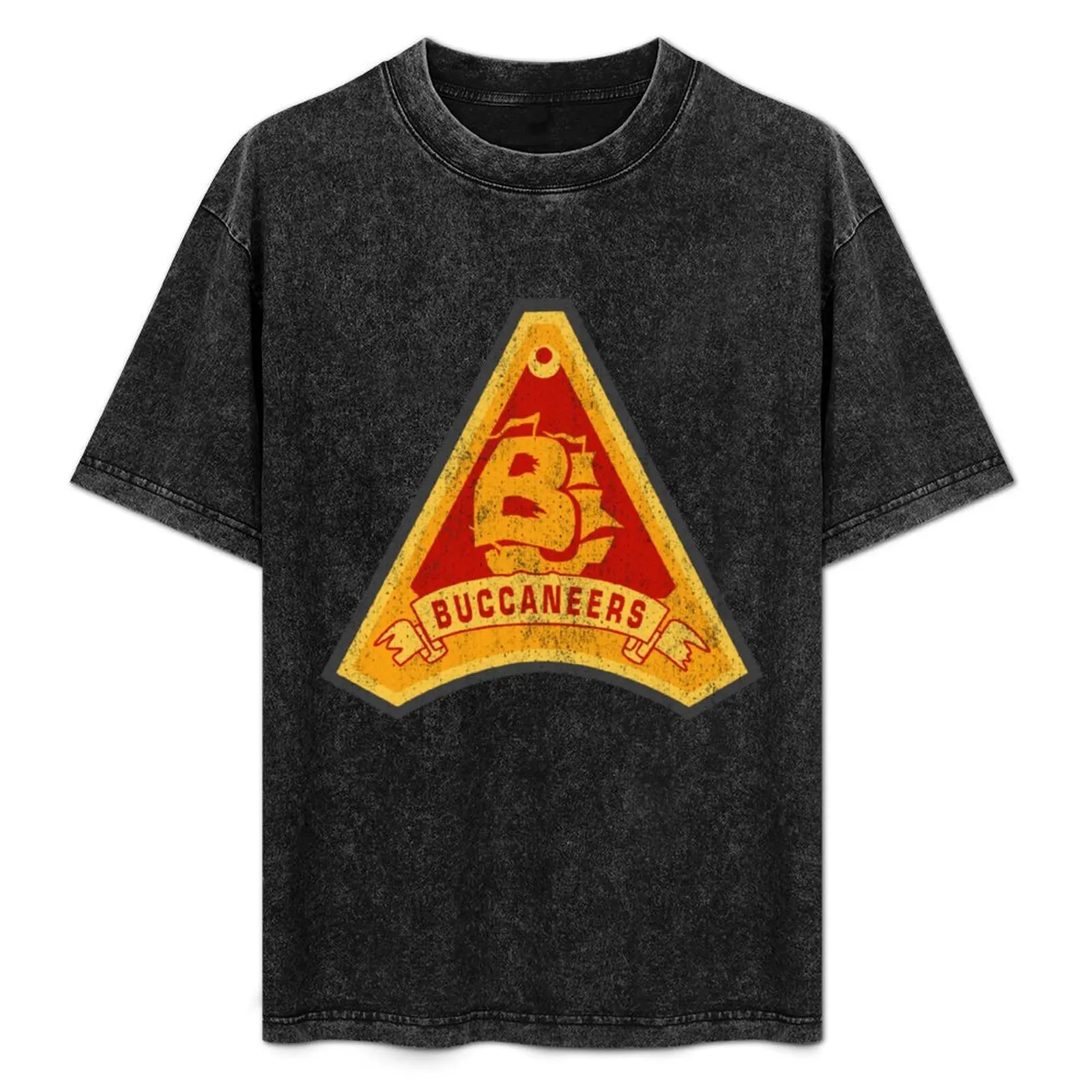 

C-Bucs T-Shirt Simple Line Art Print Tee