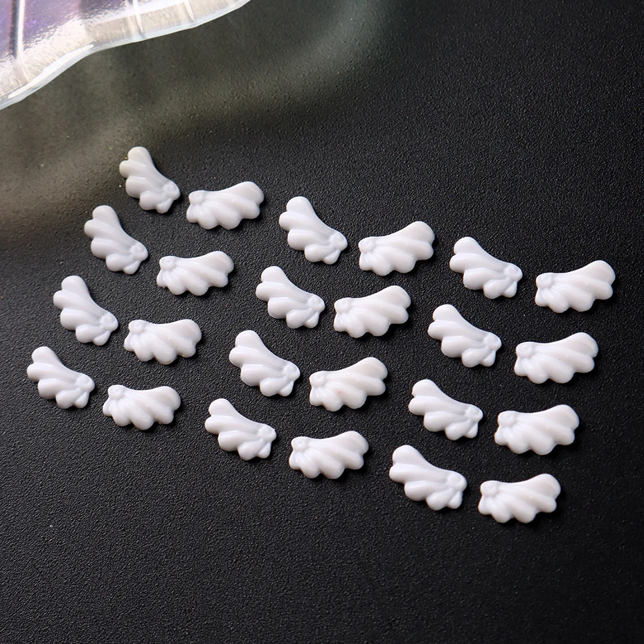 100 قطعة الملاك الجناح مسمار الفن السحر-3D الراتنج الأبيض اليسار واليمين مختلط صغير لطيف أجنحة مسمار الزينة DIY بها بنفسك مسمار الملحقات
