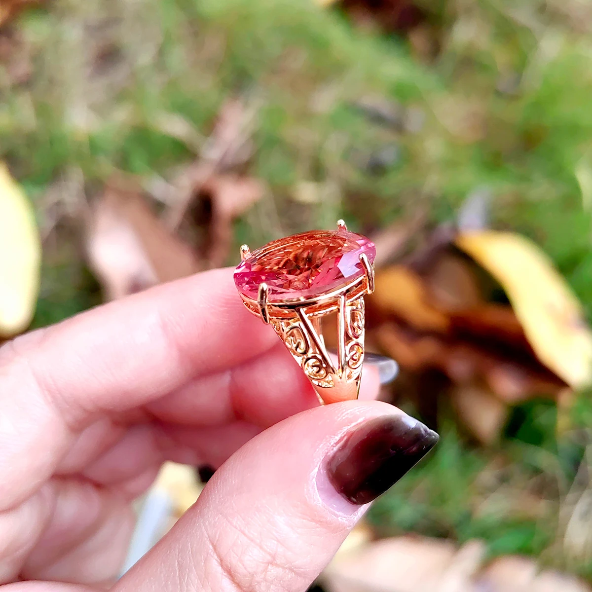 Women's Color Changing Sultanite Oval Ring