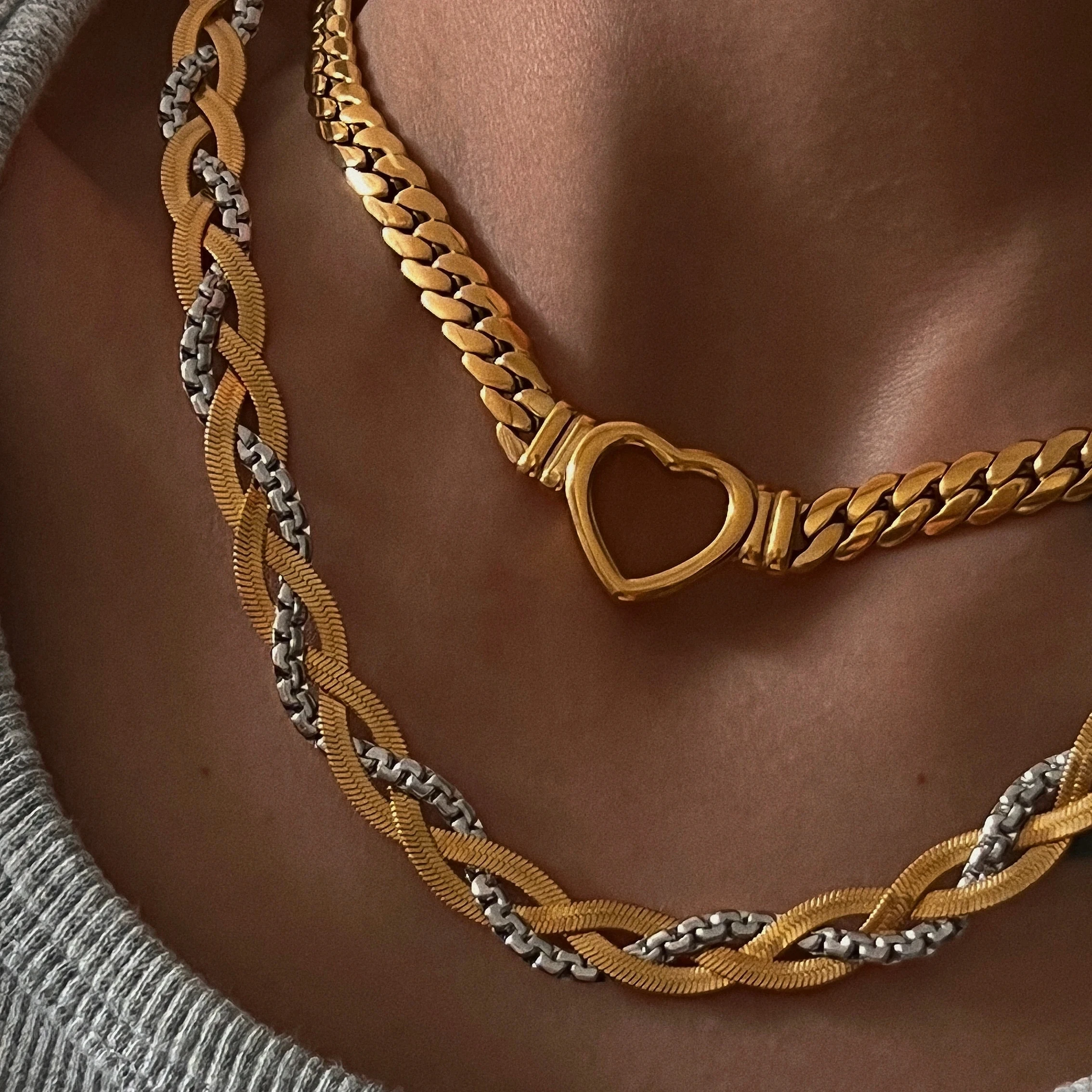 Uworld Stainless Steel Snake Chain Flat 18K Gold Color Hollow Heart Choker Necklace Non Tarnish Women Girls Gift collares para