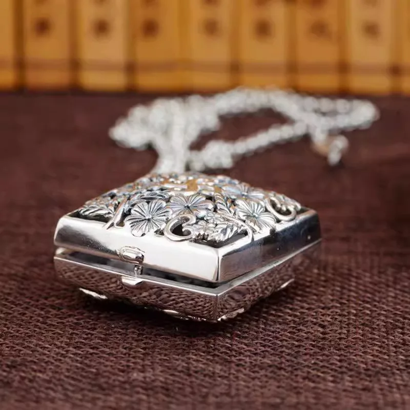 Chinese Style Lucky Blessing Hollow Plum Blossom Square Openable Gau Box Pendant Unisex Retro Aromatherapy Locket Sweater Chain