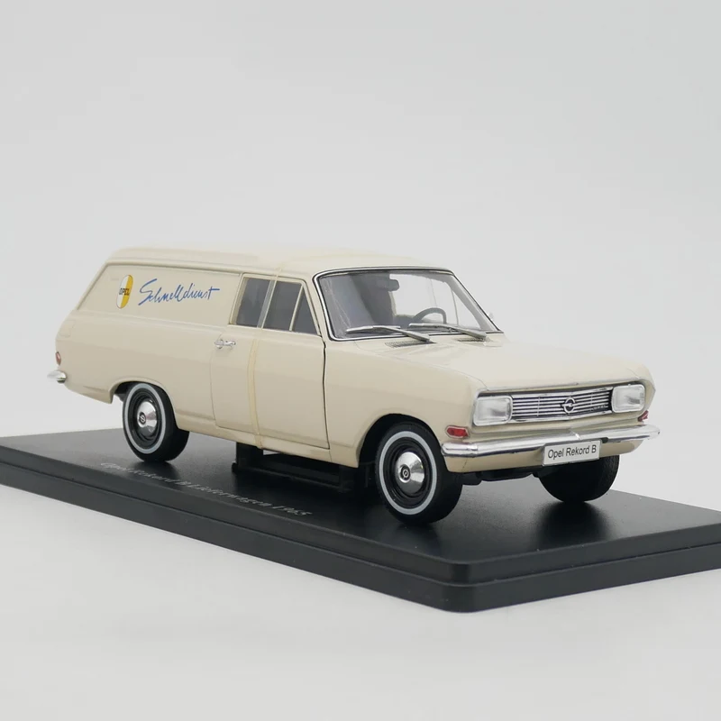 IXO 1:24 Opel Kadett B Lieferwagen 1965 Diecast Car Model Metal Toy Vehicle