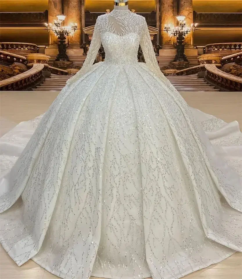 S0856R novo estilo vestido de casamento com contas bordadas pesadas renda elegante mangas compridas fofo princesa arrastando vestido de casamento