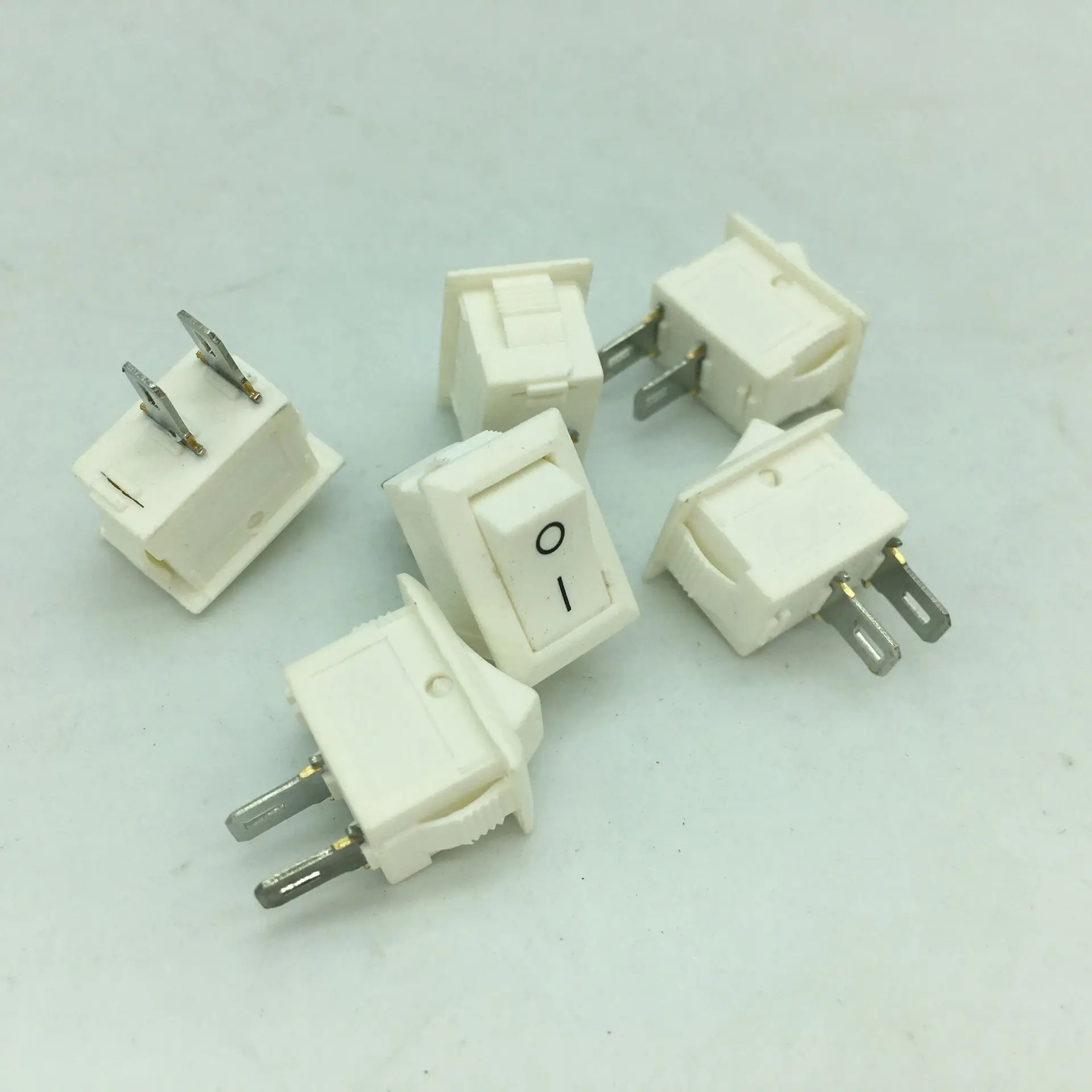 50Pcs Mini Rocker Switch SPST White Snap in Switches Button AC 250V 3A / 125V 6A 2 Pin I/O 10*15mm On-off Switch Rocker