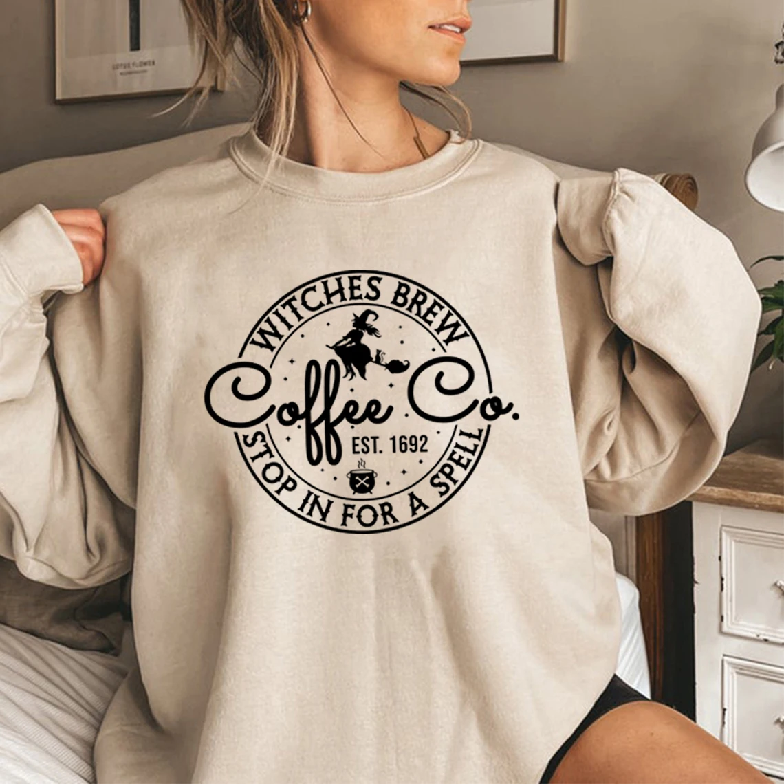 سويت شيرت Witches Brew Co Co، قميص الهالوين اللطيف للسيدات، سويت شيرت لمحبي القهوة، جرافيك، هوديس، قمصان الساحرات للهالوين