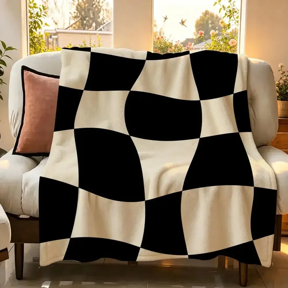 Classic Checkered Pattern Throw Flannel Throw Blanket Suitable warm for Sofa、Living Room、Bedroom soft