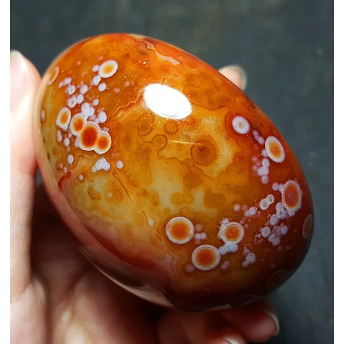Smooth Texture Banded Agate Palm Stone, Polished Tumbled, Stripe Pattern, Desk Decor, Natural Stone, Crystal Collection