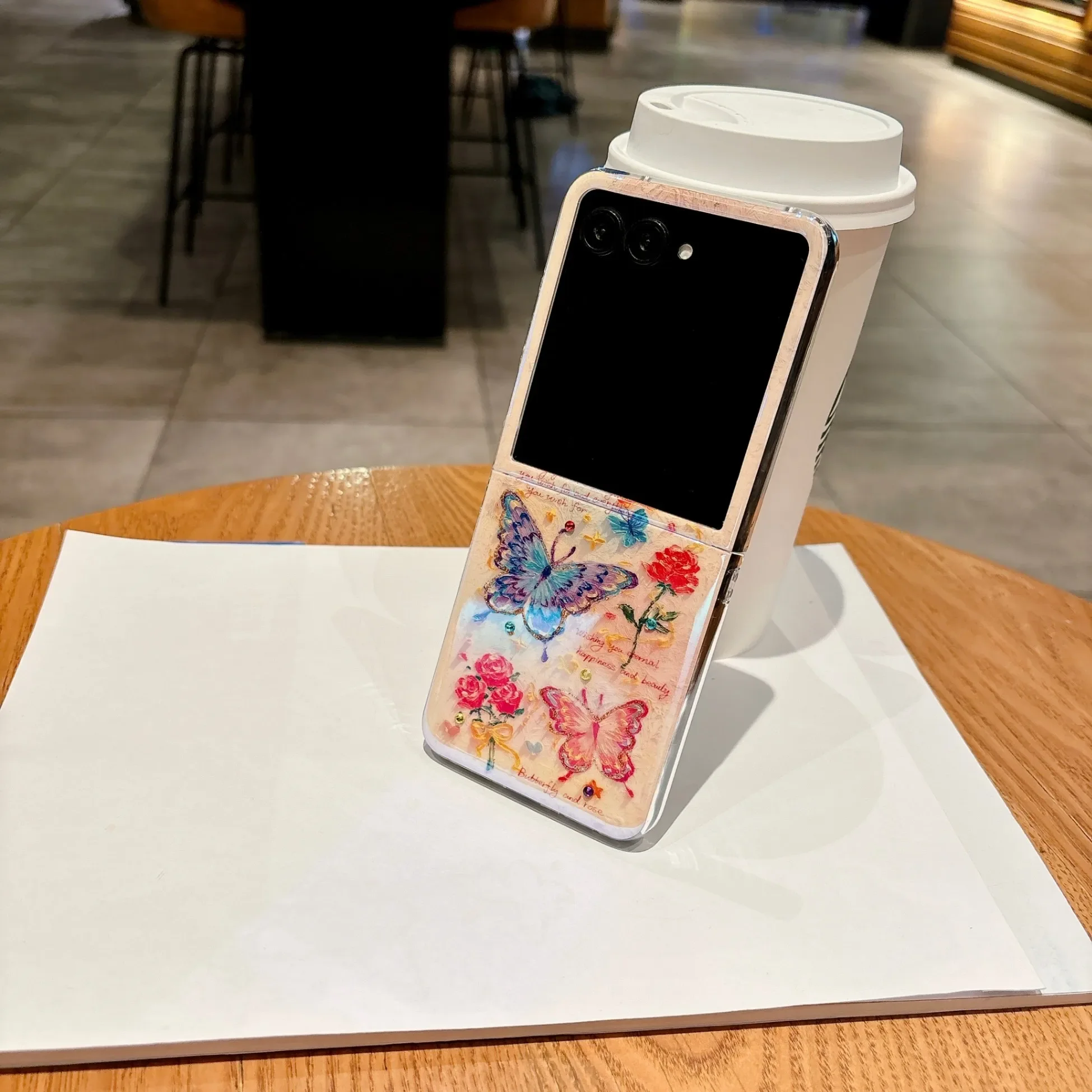 Colorful Oil Painting Cute Butterfly Case For Motorola Razr 50 Ultra 60 Ultra 2025 Plus 2025 Plus Candy Color Hard PC Cover