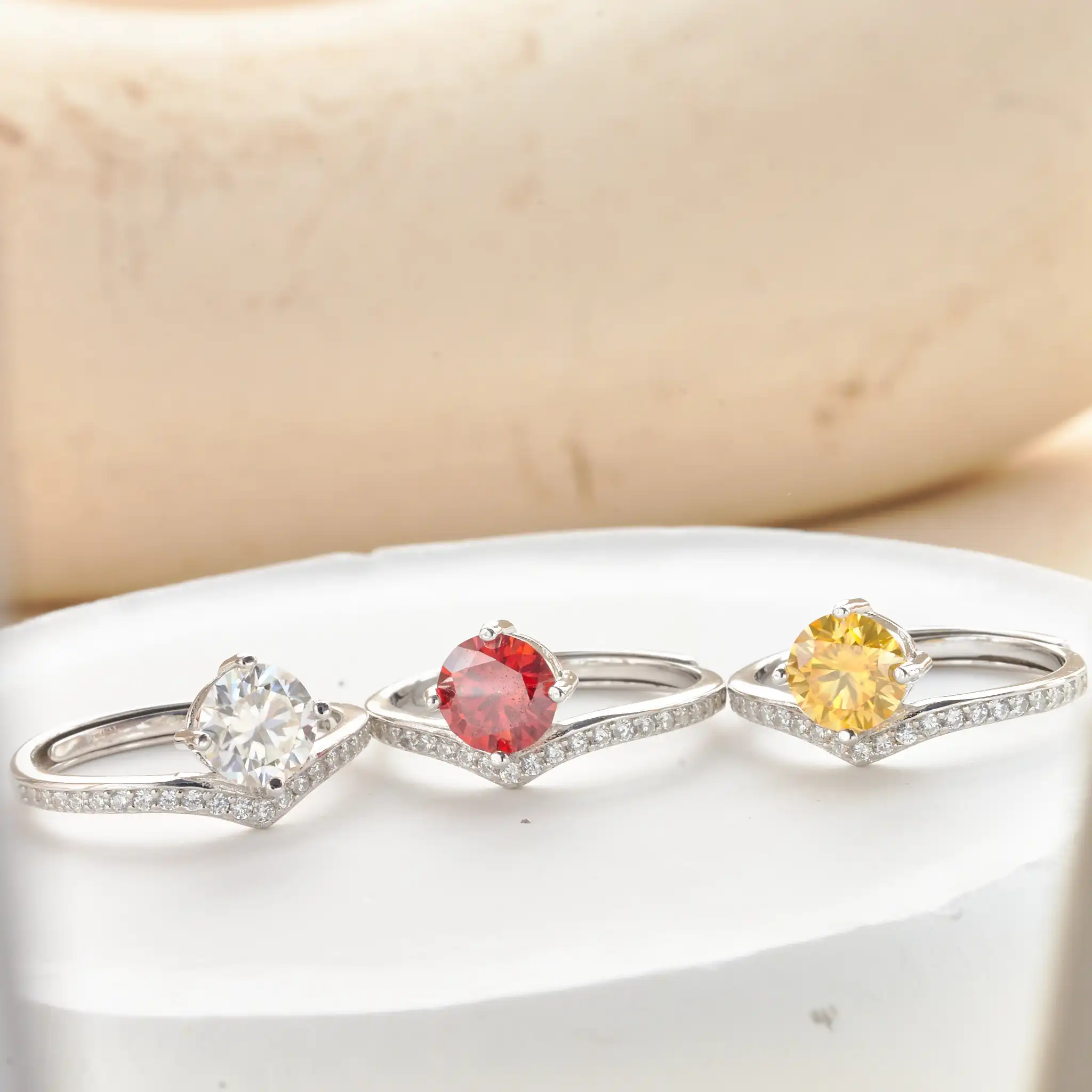 JH Echter 1 Karat Moissanit Ehering für Damen, 925 Sterling Silber, runder Brillant, Labor-Diamant Verlobungsring, Geschenk für Dates – Detail 3