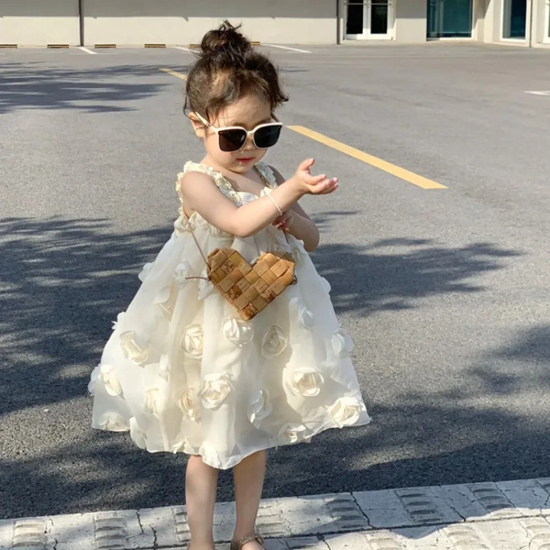 Girls' Solid Color Suspender Dress Princess Dress 2025 Summer New Children's Sweet Senior Three-dimensional Flower Dress