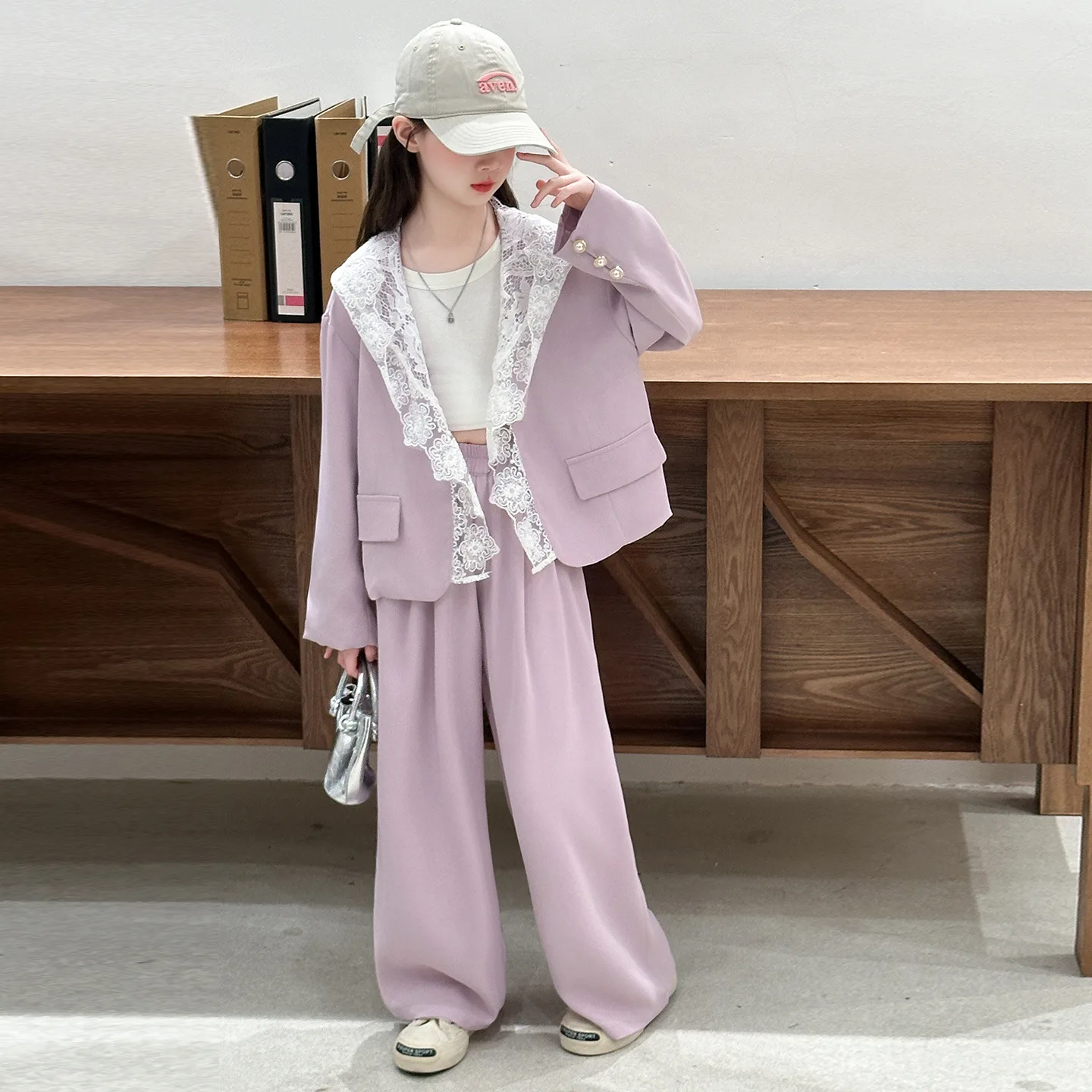 

Autumn Children Girls Two-piece Outfit Teenager Girls Lace Patchwork Hooded Coat Junior Girls Wide Leg Pant Kids Girls Sets