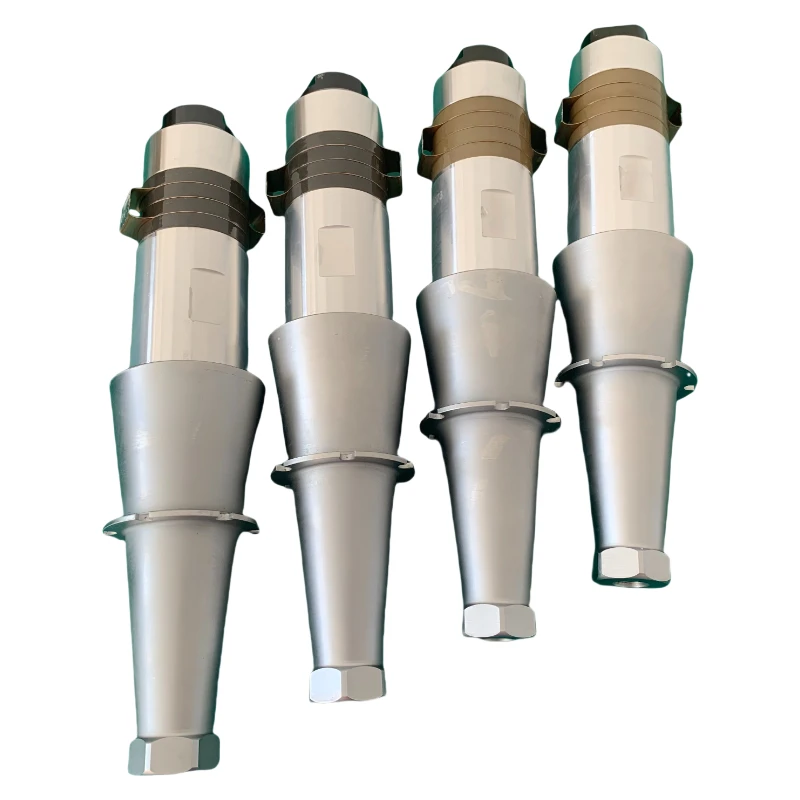 Ультразвуковой датчик датчика 15 кГц 2600 Вт для сварки пластика