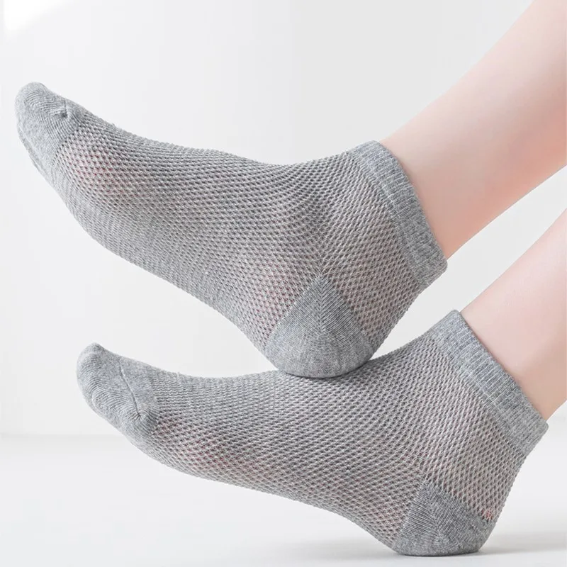 

5 Pairs Short Socks Cotton Travel Cute Solid Color Unisex Socks Summer Thin Mesh Breathable Simple Funny Socks Fashion Wholesale