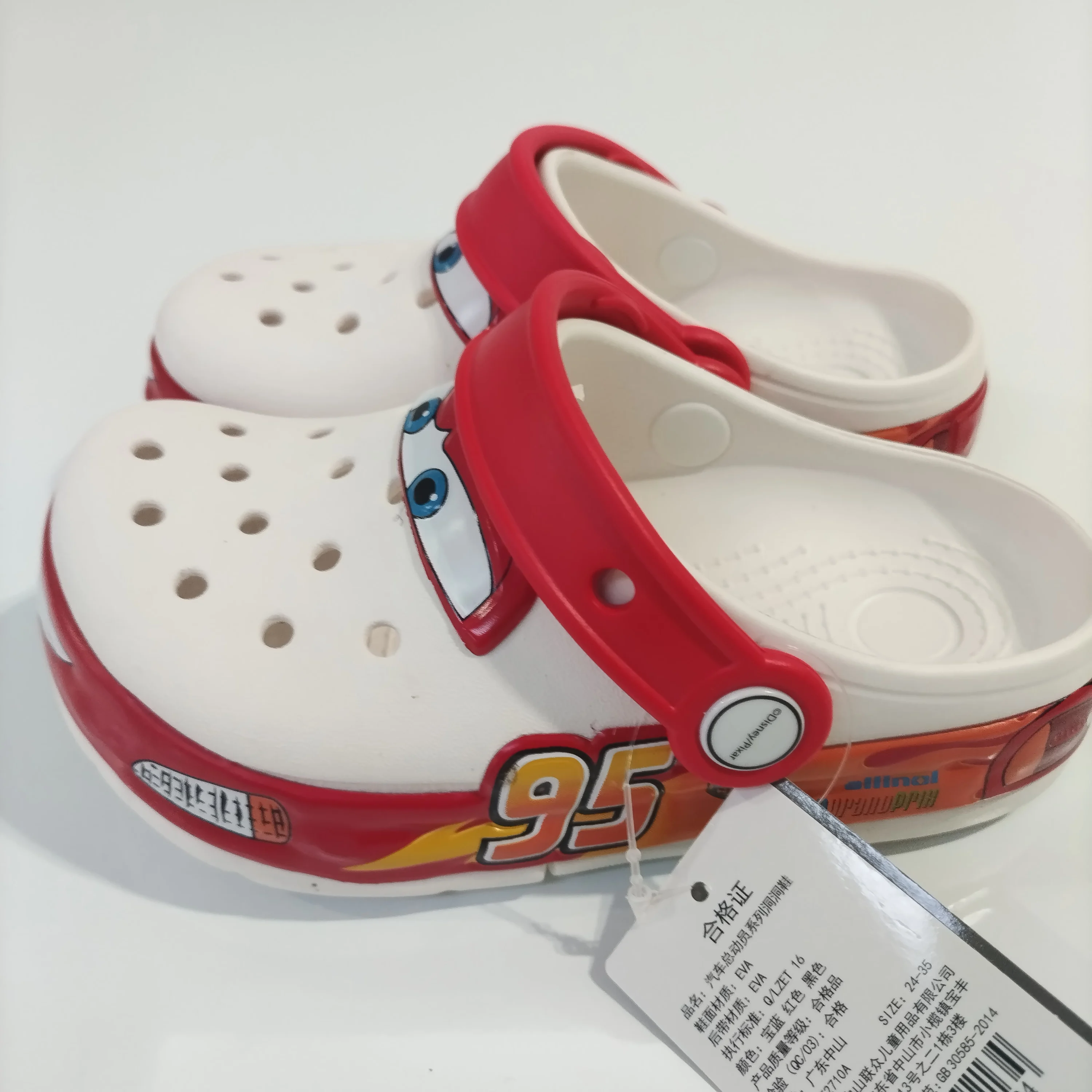 

Детские тапочки Disney Pixar Lightning McQueen с запахом на щиколотке, непромокаемая дышащая повседневная детская обувь из ЭВА на открытом воздухе с героями мультфильмов