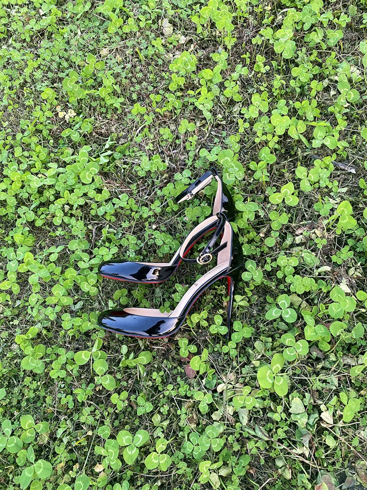 Czółenka z okrągłym noskiem, n – Patent Leather Pump recenzja i cena
