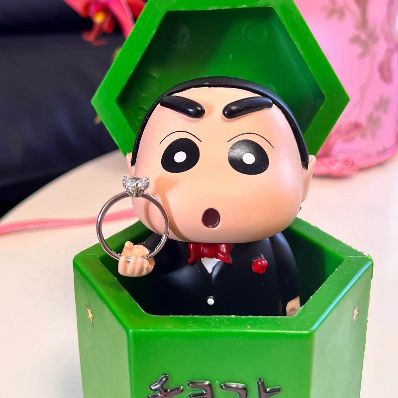 Crayon Shin-Chan Anime Peripheral Creative Proposal Ring Box Wedding Rose Cute Diamond Ring Box Engagement Display Storage