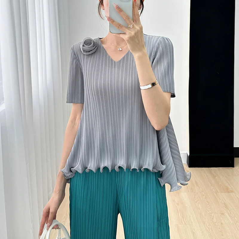 Miyake Style Pleated Top Women 2024 Summer High Elastic Large Size Flower Slimming Temperament V-neck T-shirt Bottoming Shirt