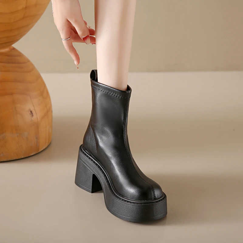 Shoes Lady Boots Boots-Women Winter Footwear Luxury Designer Autumn Ankle 2024 White Fashion Lolita Rock Lady Boots White Shoes