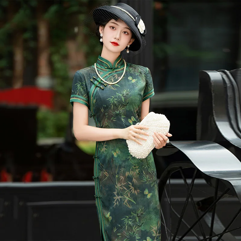 Elegant Women Chinese Tradition Style Satin Cheongsam New Improved Female Mandarin Collar Green Qipao Short Sleeve Dress