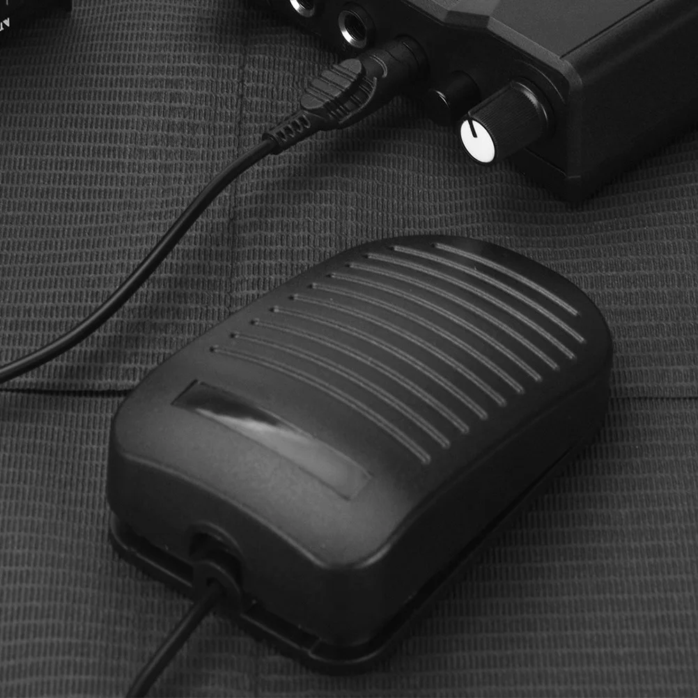 

Tattoo Foot Pedal Nonslip Foot Switch Power Supply Compatible Ergonomic Shape Long Cord Precise Control Stable Plug for Tattoo