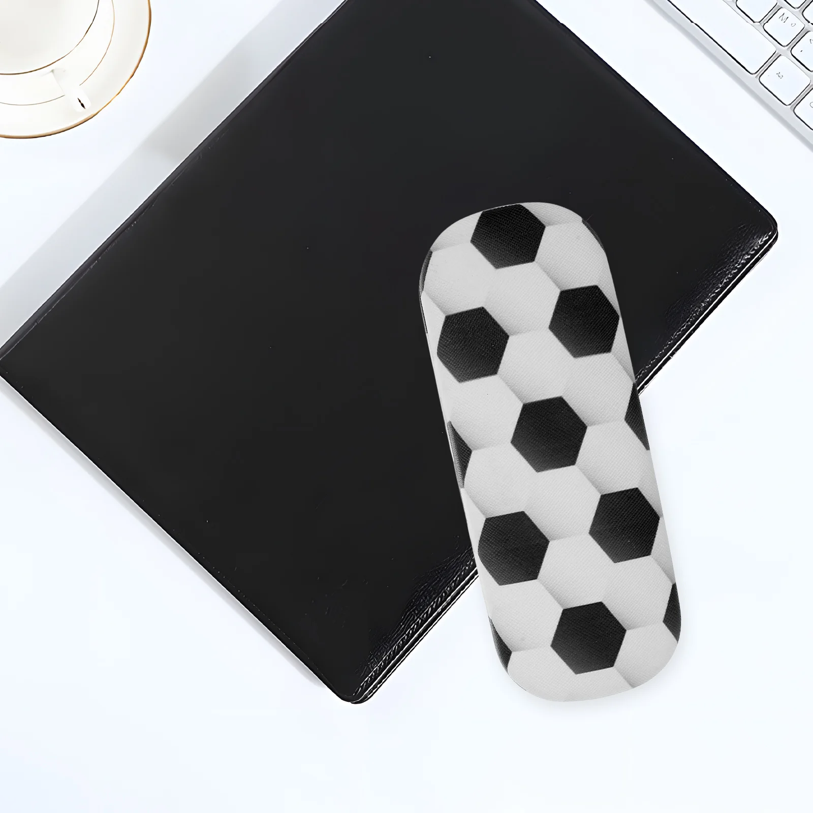 

Sports Ball Glasses Case Hard Shell Sunglasses Eyeglasses Basketball Pattern Kids Student Portable Protection Storage Box