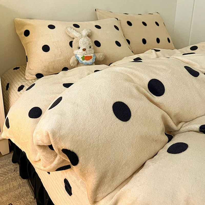 Polka Dot Milk Velvet Duvet Cover Thick Plush Warm Winter Comforter Cover Queen King Size Soft Cozy Quilt Cover and Pillowcases