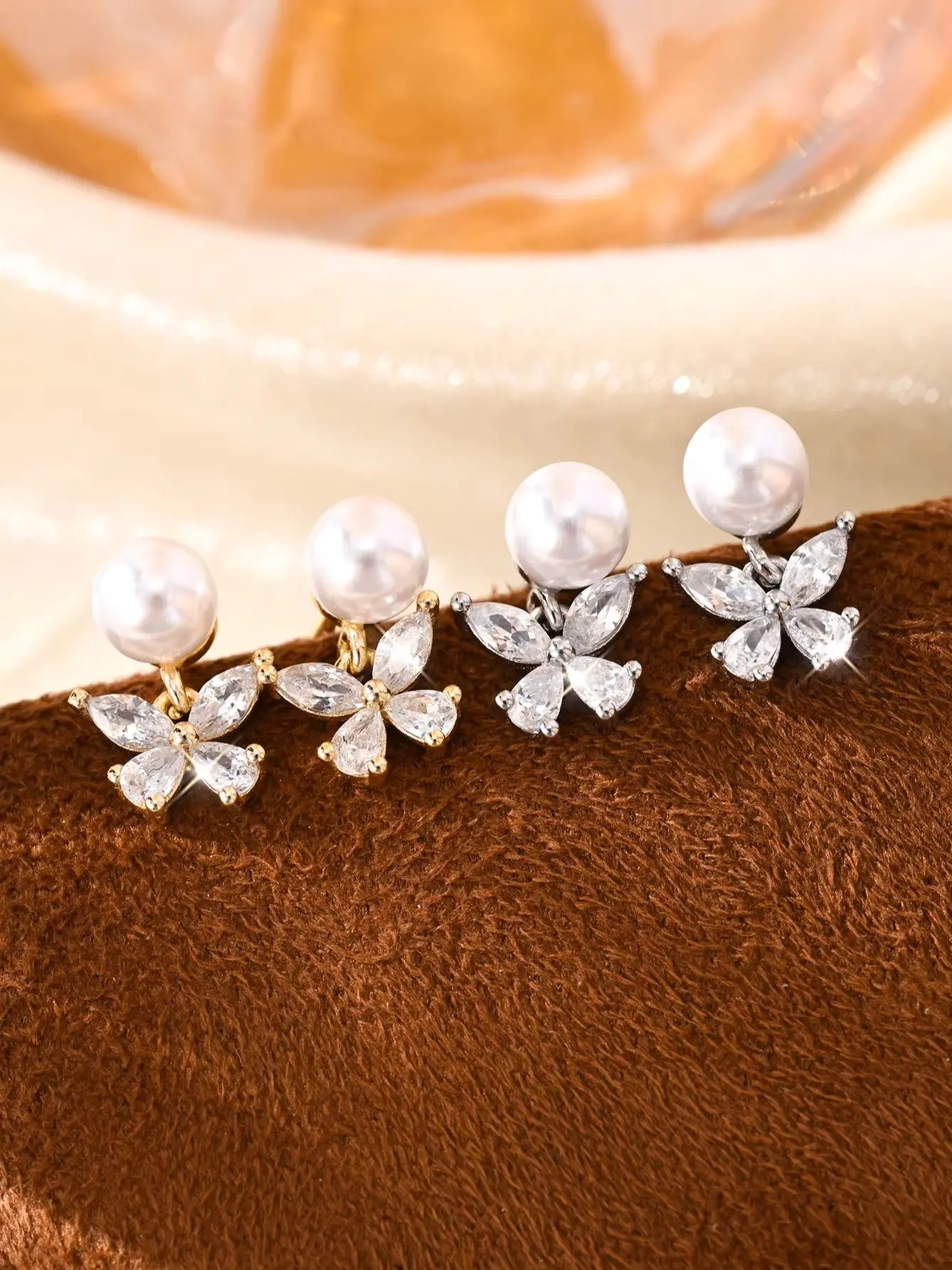 S925 Sterling Silber Heißer Verkauf Funkelnde Zirkon Schmetterling Perle Ohrringe Für Frauen, Elegante Und Edle Schmuck Zubehör