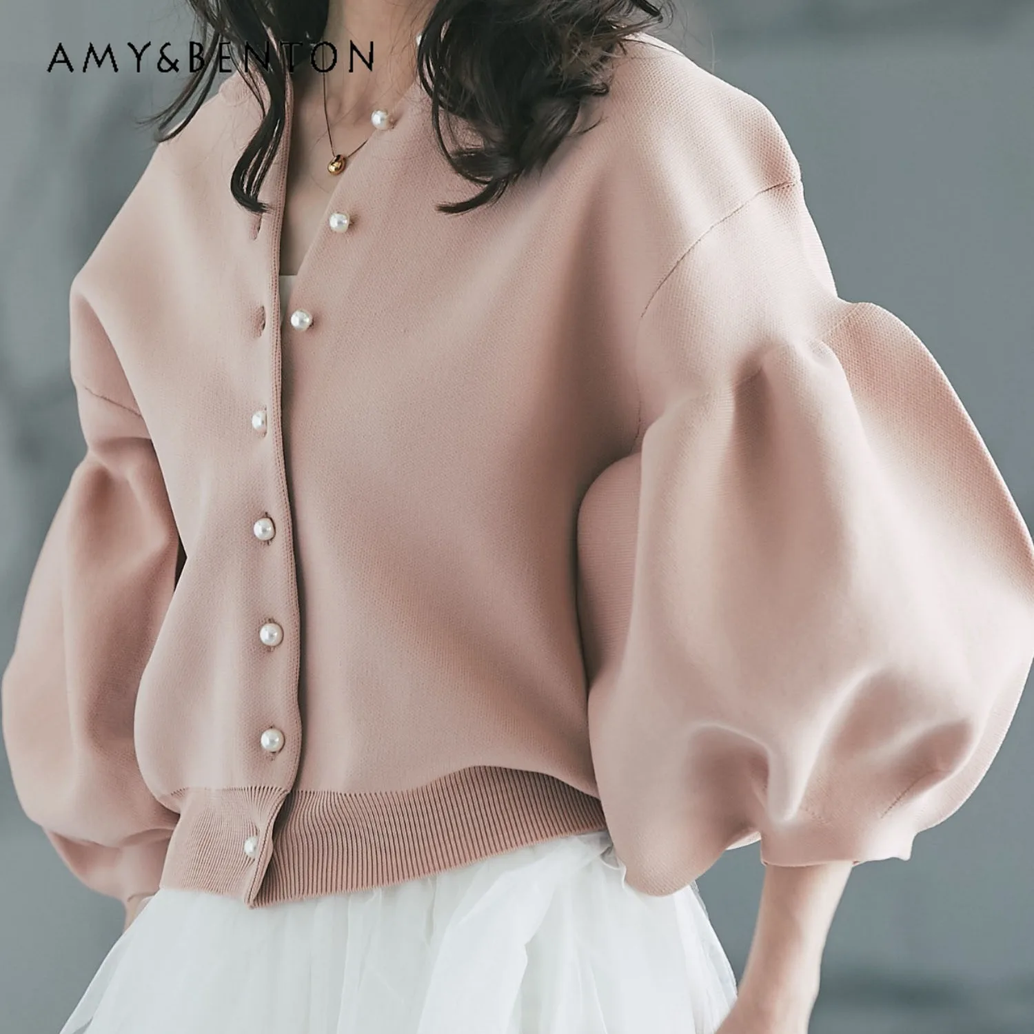 

Japanese Sweet Bubble Sleeve Knitted Cardigan Commuter Style Fashion Solid Color Versatile Single-breasted Short Cardigan Women