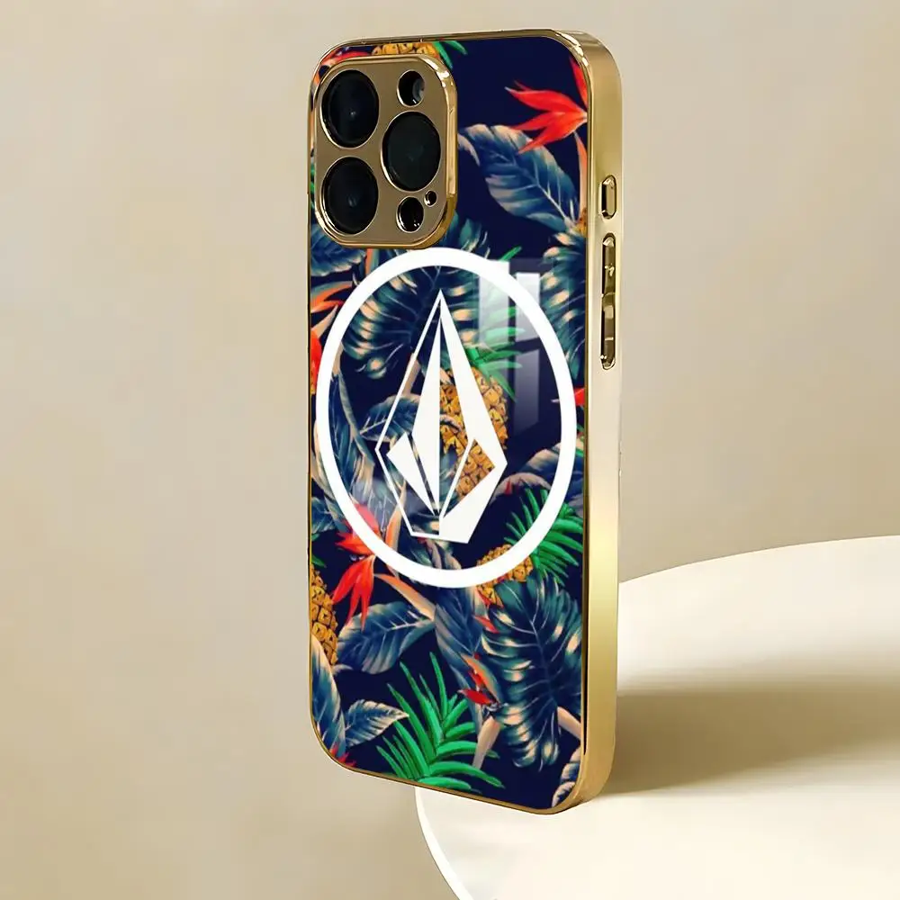 Luxury V-VOLCOMES S… - image