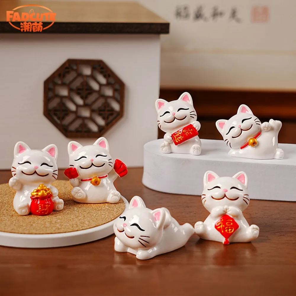 Zhaocai Cat Resin Ornament Cute Office Desktop Decoration Workstation Decompression Gift Doll Ornament