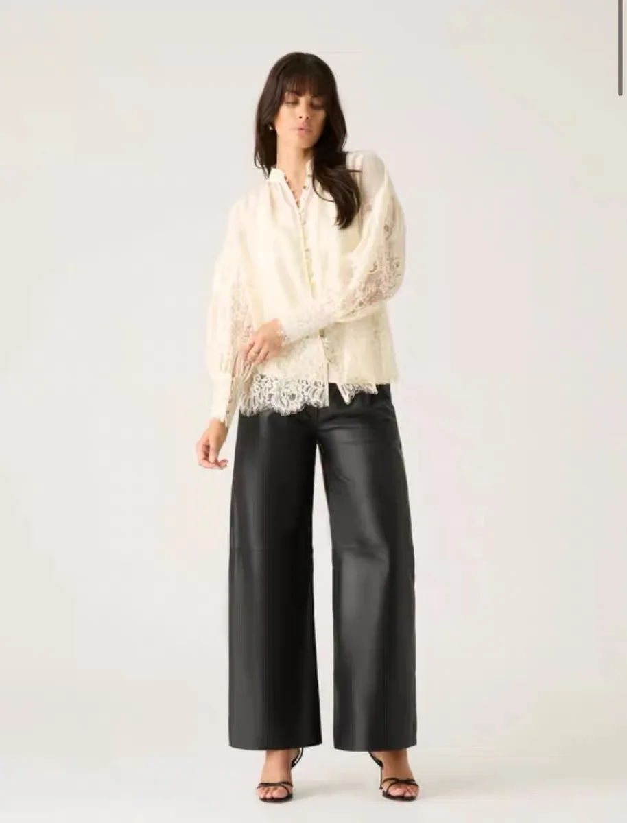 

Женская блузка с воротником-стойкой, на пуговицах, с кружевной вышивкой, повседневная