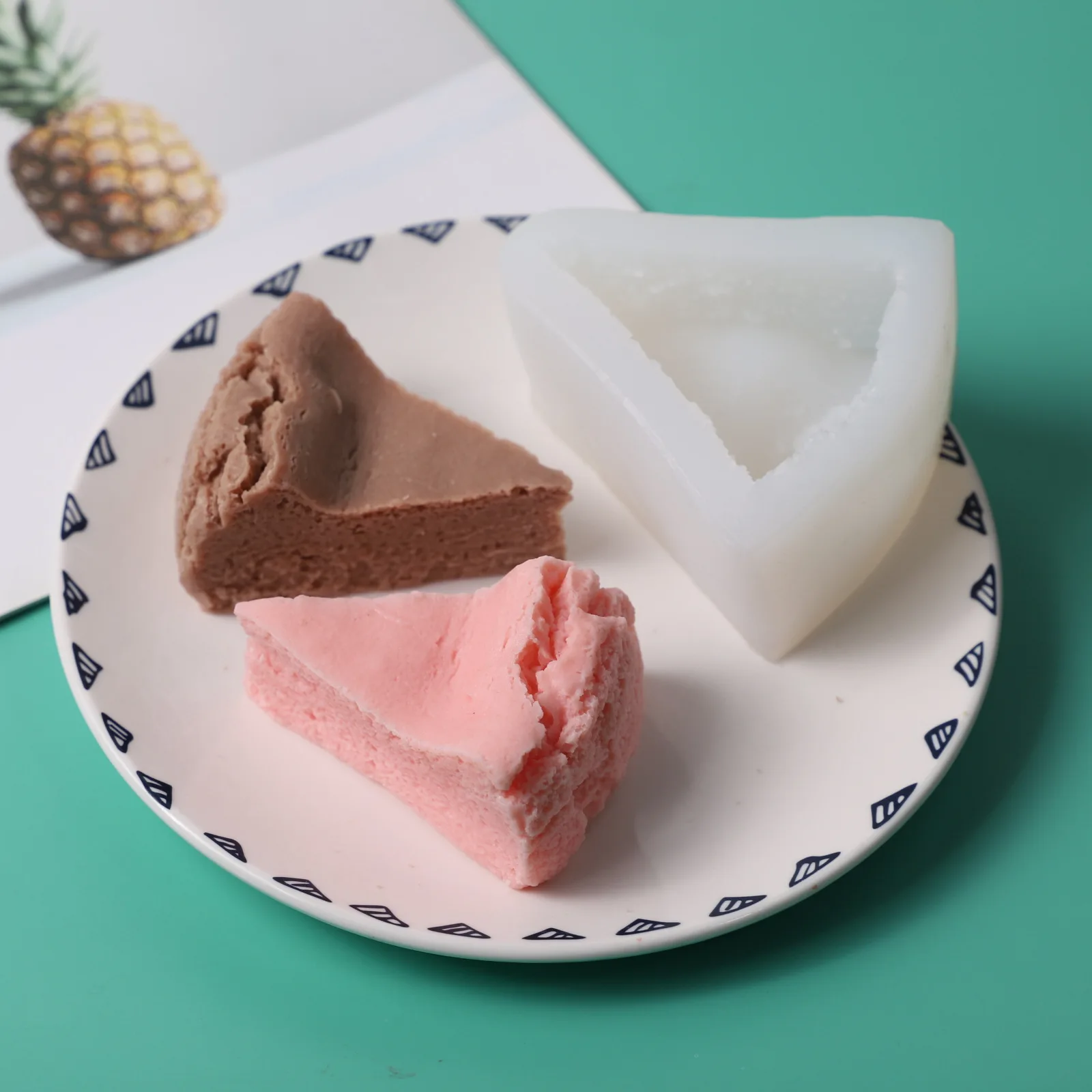 1 piece, simulation triangle cake aromatherapy candle mold, baked dessert handmade internet red bread silicone mold