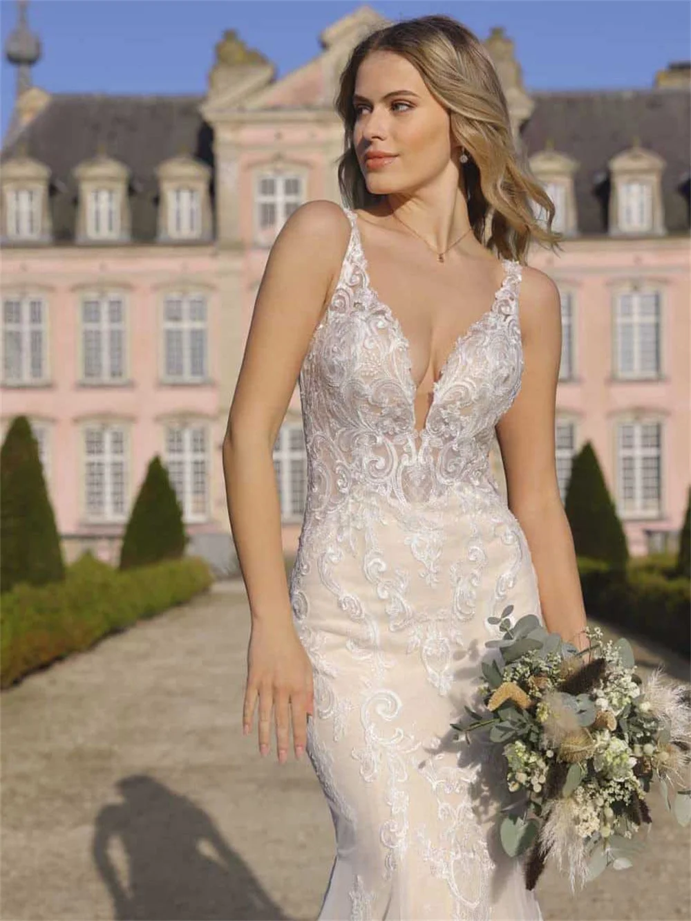 Boho Meerjungfrau Brautkleider V-Ausschnitt ärmellose sexy rücken freie Brautkleider Satin Bogen hübsche Trompete Braut Roben Robe de Mariée