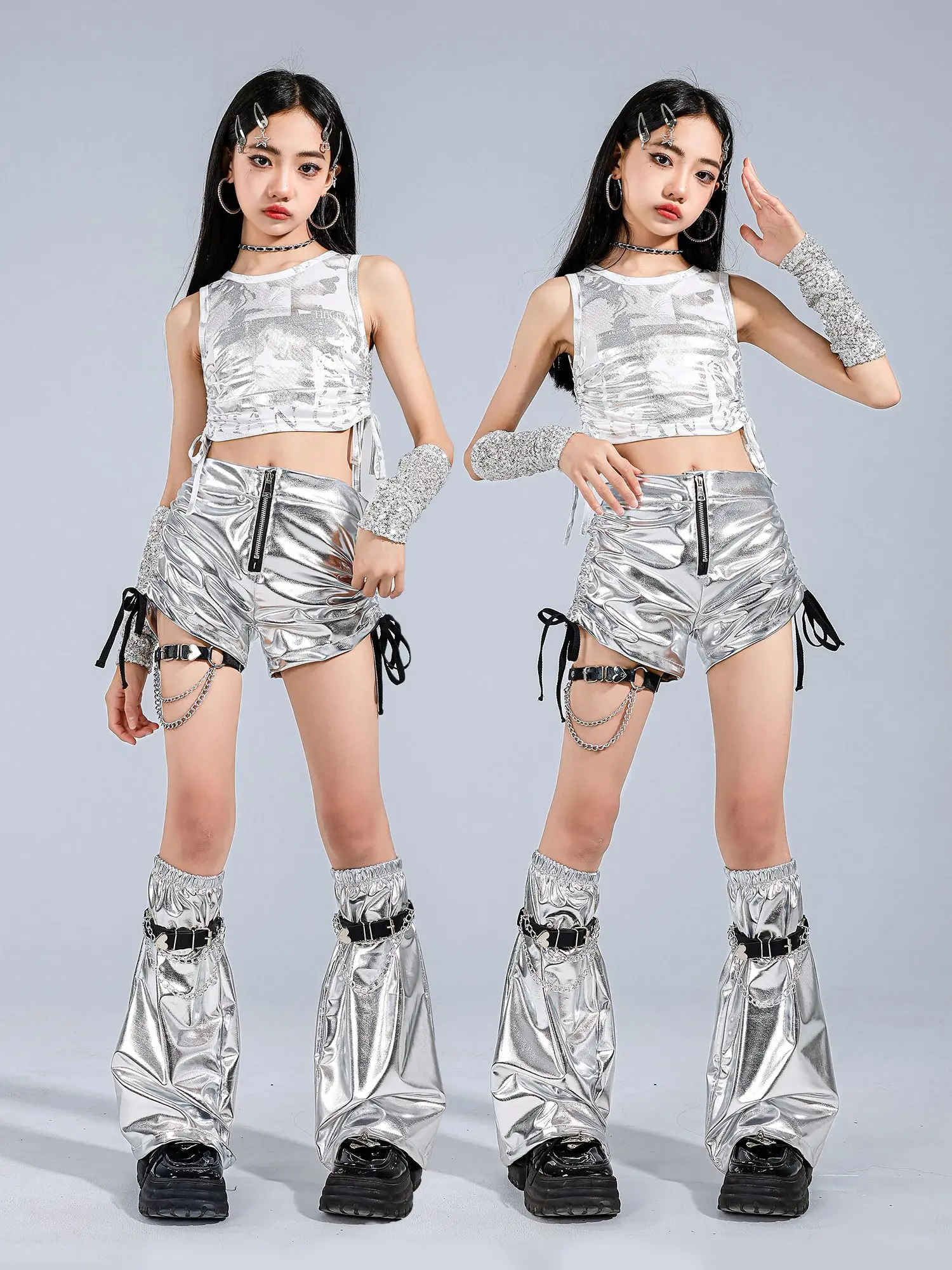 Bambini Argento Jazz Cheerlead Costume di danza Ragazze Top Pantaloncini Estate Kpop Hip Hop Performance Abiti Concerto Stage Wear BL16634