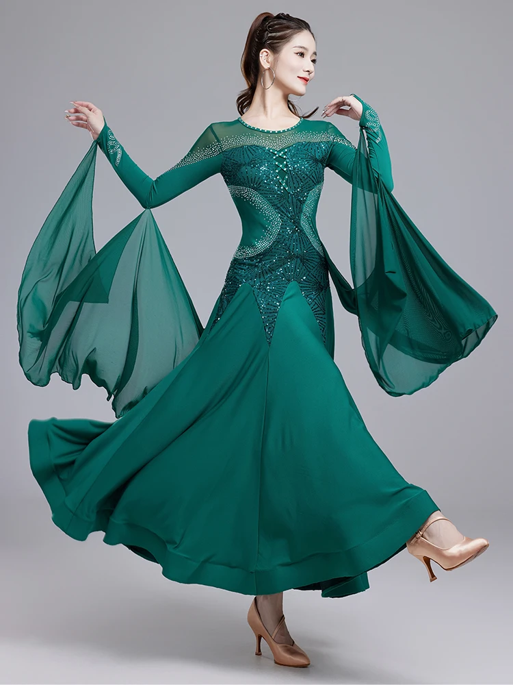 2025 Nuovo abito da ballo moderno Standard nazionale Valzer Amicizia Danza Concorrenza professionale Performance Abito con paillettes 7212