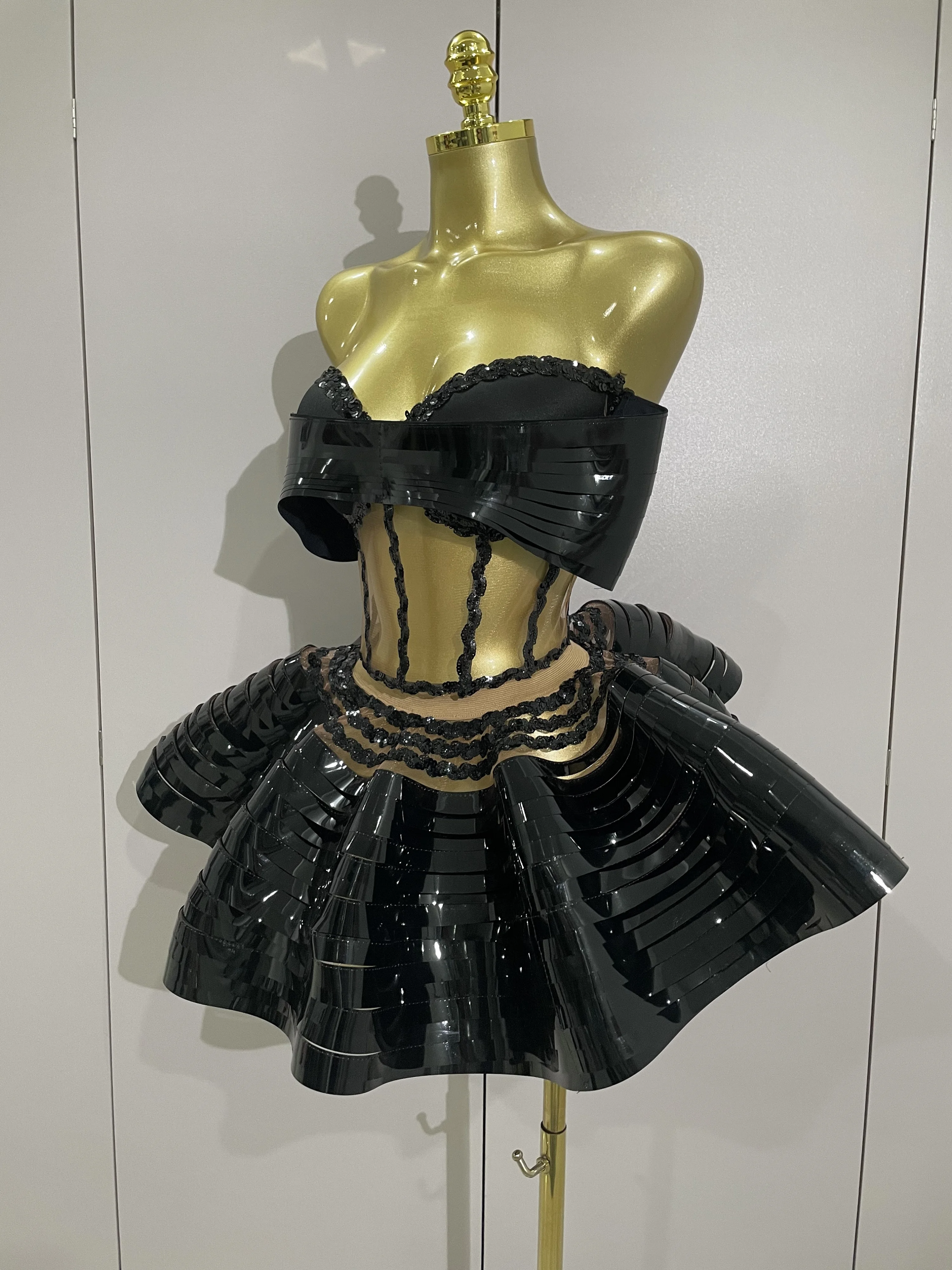 2025 Women Silver Sequins Rhinestone Sexy Backless Two Piece Set Birthday Party Club Fancy Outfit Stage Performance Costume