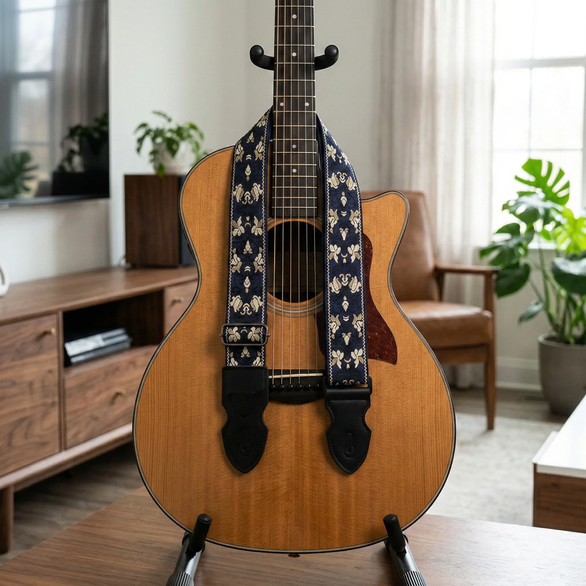 Bestickter, bedruckter Gitarrengurt im Bohemian-Stil, verstellbar, geeignet für Folk-E-Gitarren, Bässe, Ukulelen und Gitarren. – Detail 3