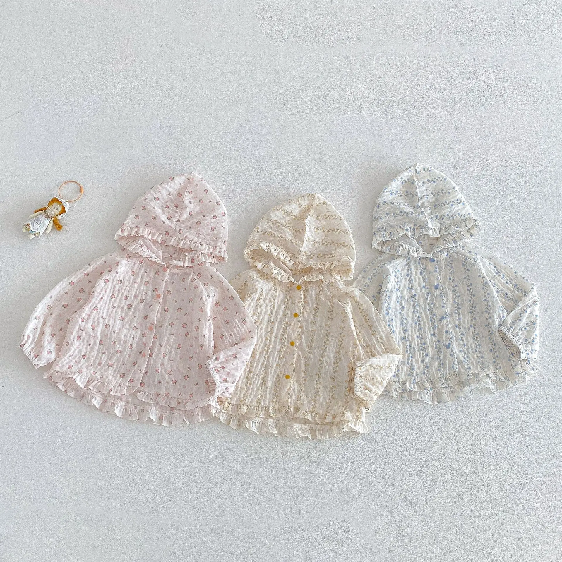 Girls' Cartoon Air-conditioned Shirt 2026 New Summer Baby Full Page Floral Print Hooded Jacket for Children's Summer Wear