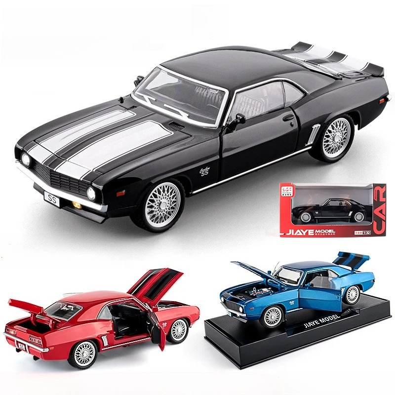 

Масштабная модель автомобиля Chevrolet Camaro SS 1:32, спортивный автомобиль-мускулкар, игрушечная машинка с подставкой