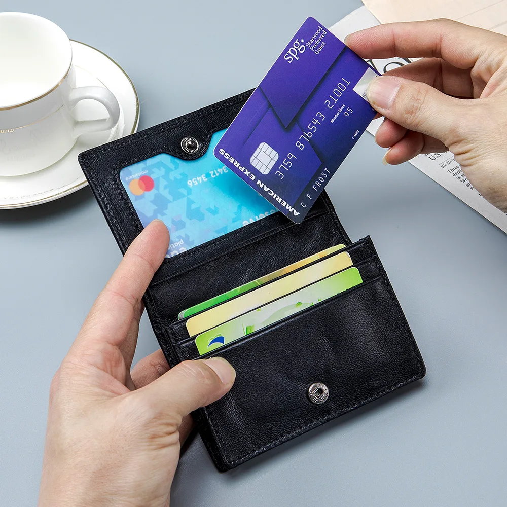 Classic Men's Wallet with Multiple Compartments, Including Cardholder and Coin Purse, Made of High-quality Sheepskin Material