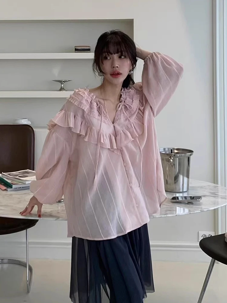 

Gentle Ladylike V-ne Splice Wood ain Ruffle irt Women's Spring New Bubble Sve Tie Stripe Top Korean Sle Loose Fit